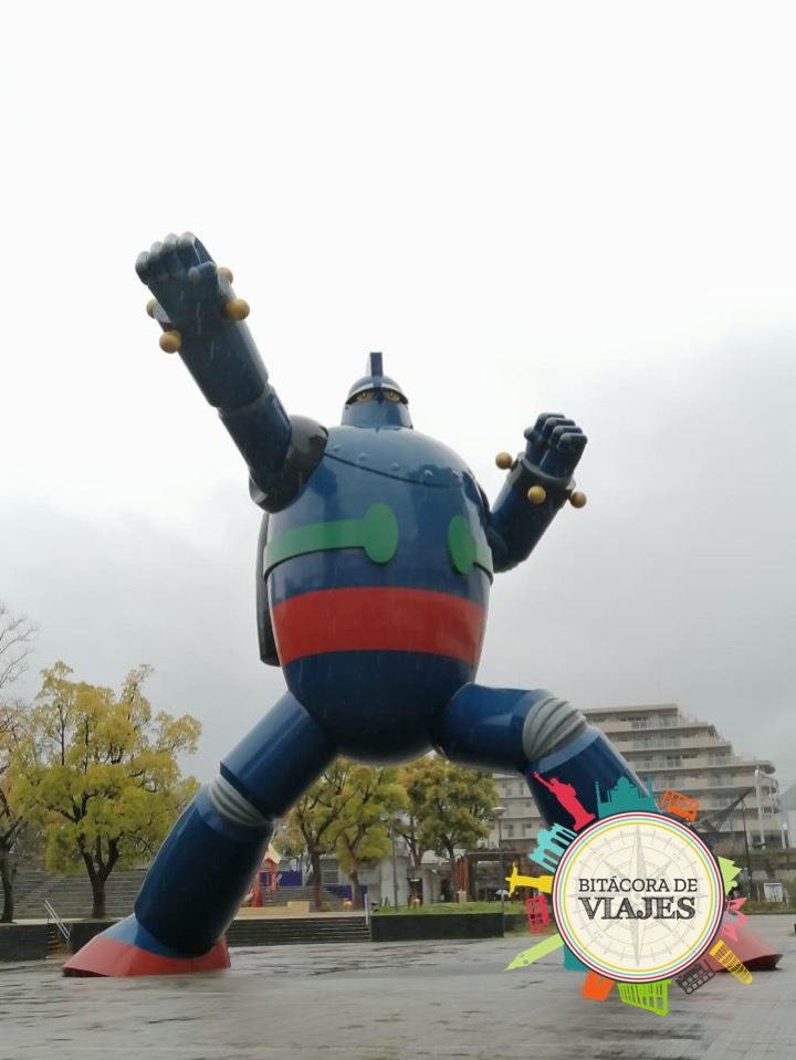 Gigantor Kobe Japón