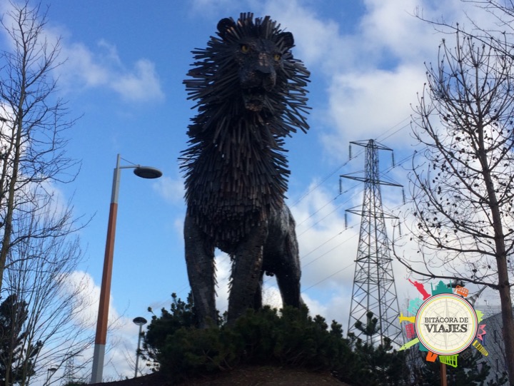 ¿Qué ver en Belfast? Escultura del León