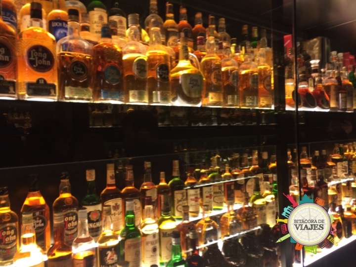 ¿Qué ver en Edimburgo? Whisky Experience, Escocia