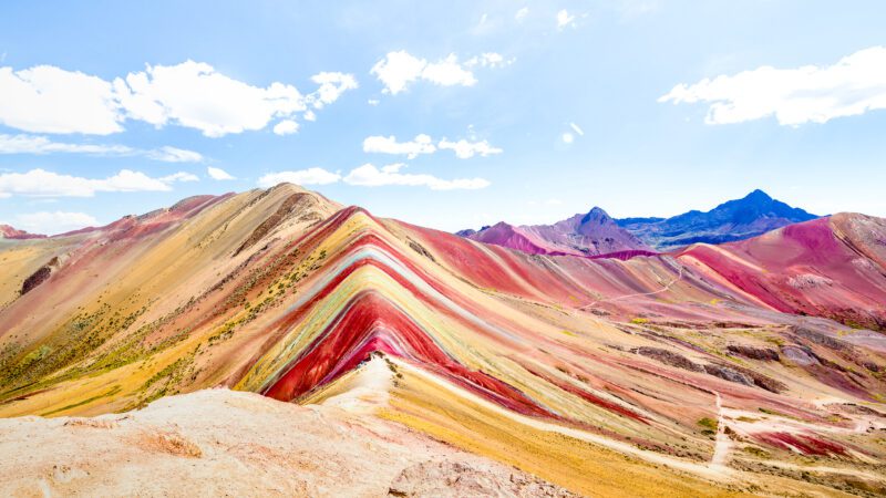 Montaña de los 7 colores en Perú